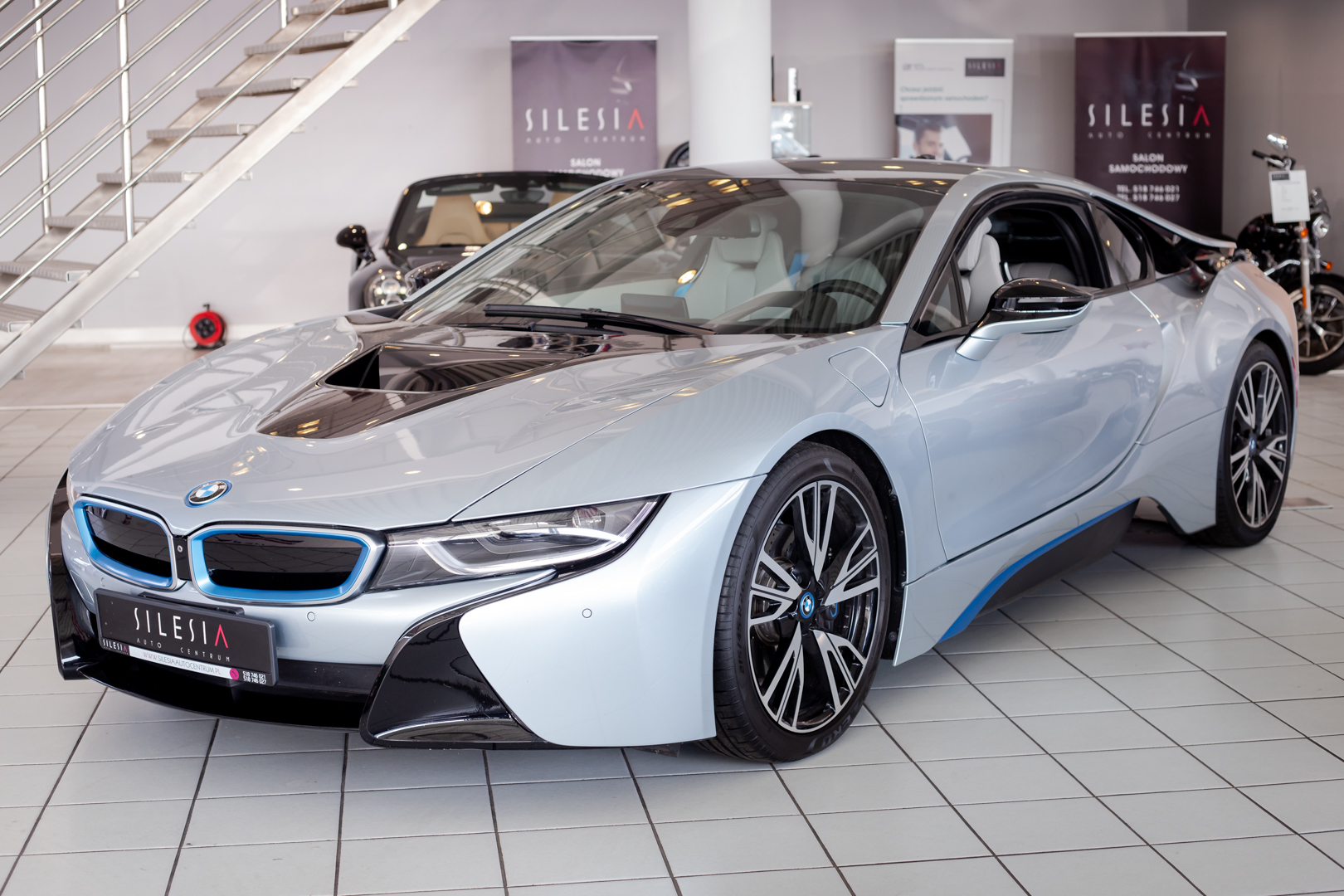 BMW i8